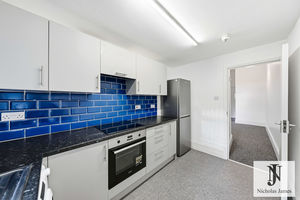 Photo 16- click for photo gallery